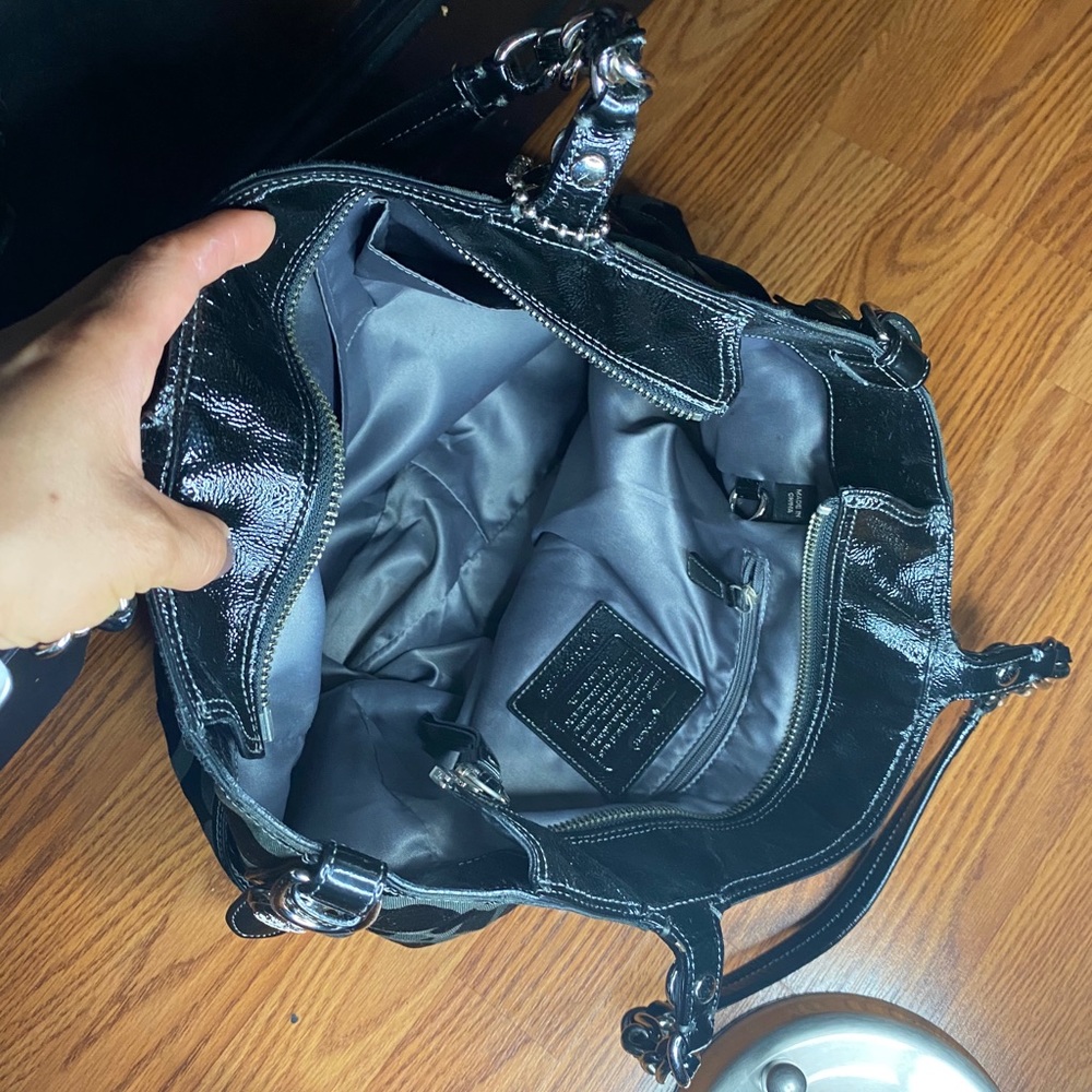 Coach purse - Picture 7 of 8